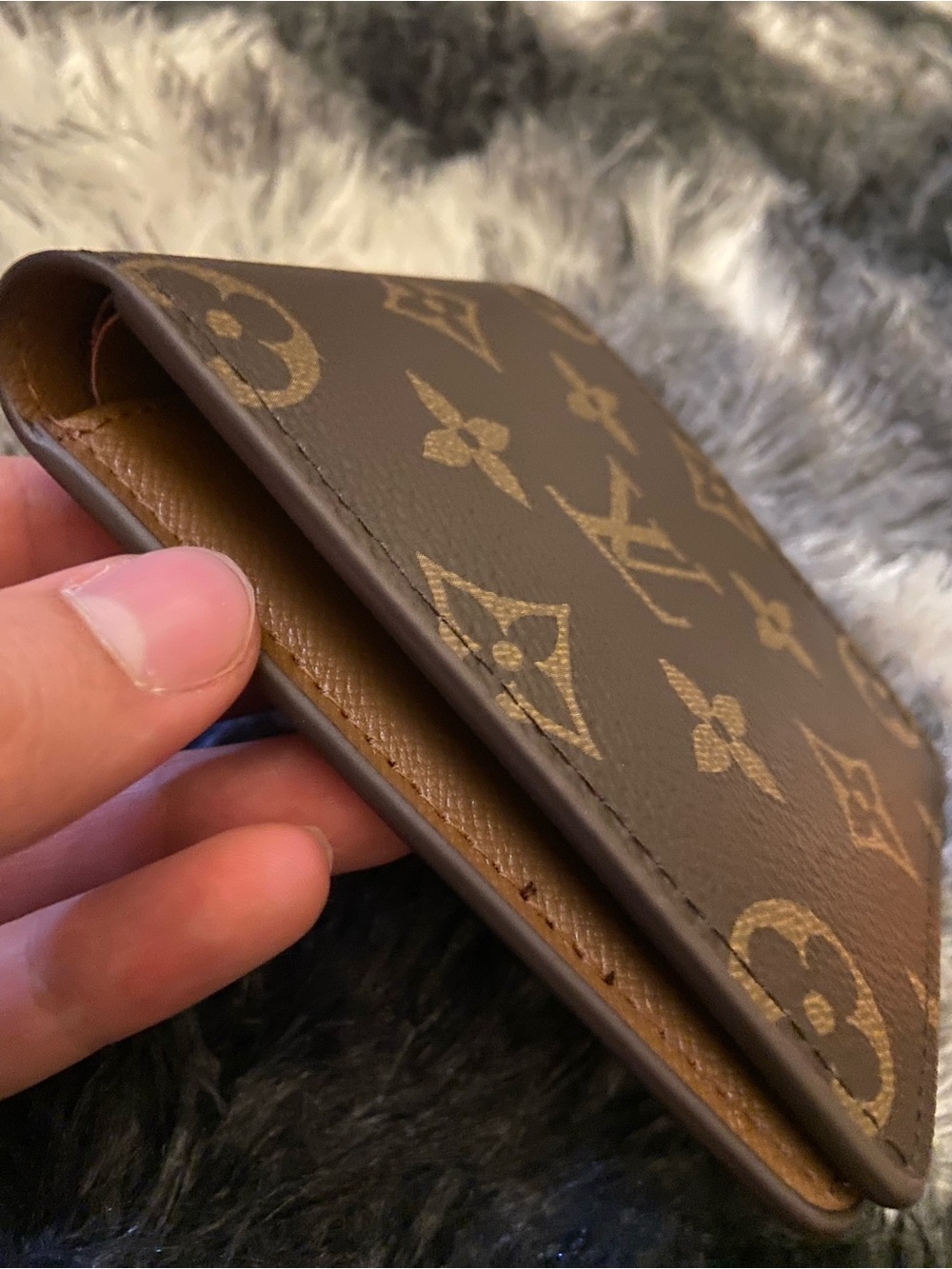 Louis Vuitton Tan Leather Bifold Wallet - Picture 2 of 8